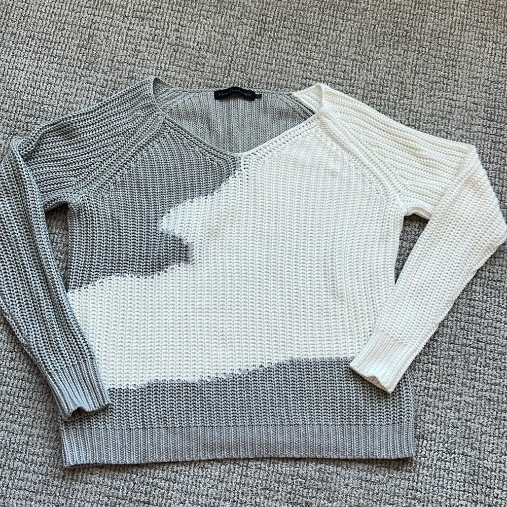 House of Harlow 1960 Sweater
